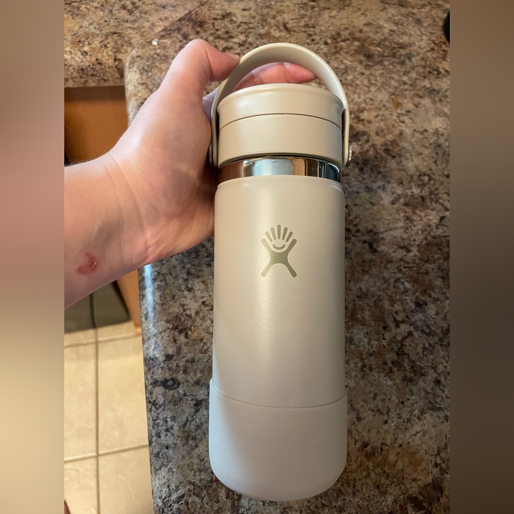 Hydro flask wide mouth bottle
